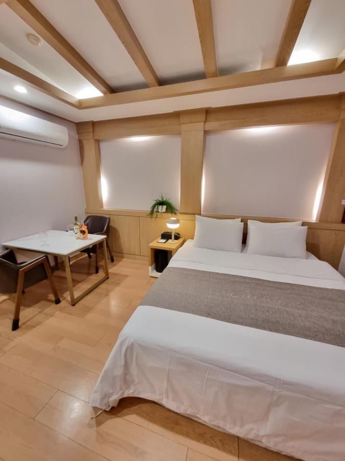 Lex Tourist Hotel Seul Esterno foto