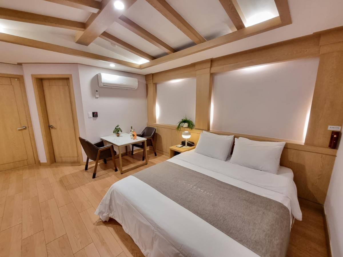 Lex Tourist Hotel Seul Esterno foto