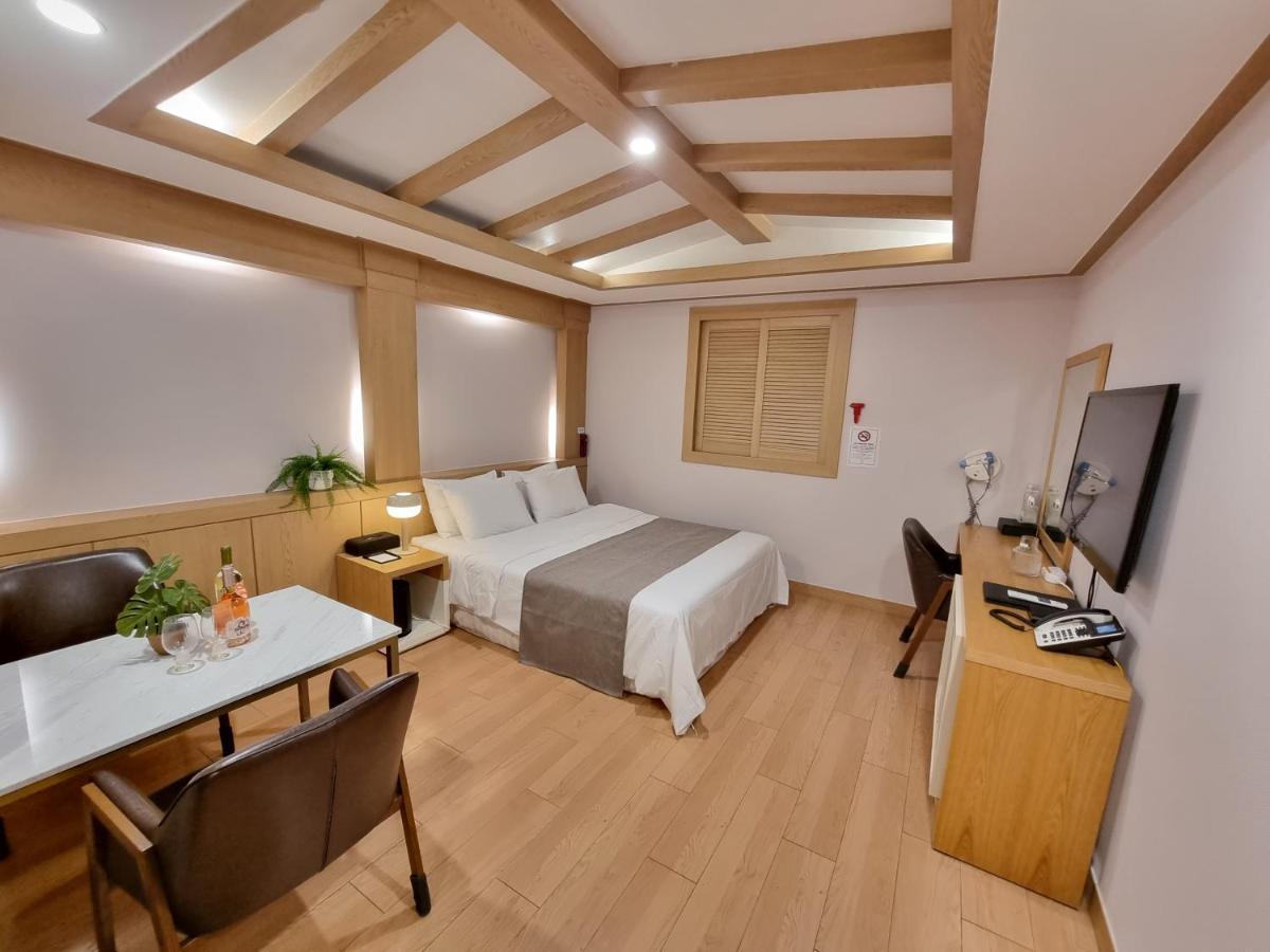Lex Tourist Hotel Seul Esterno foto