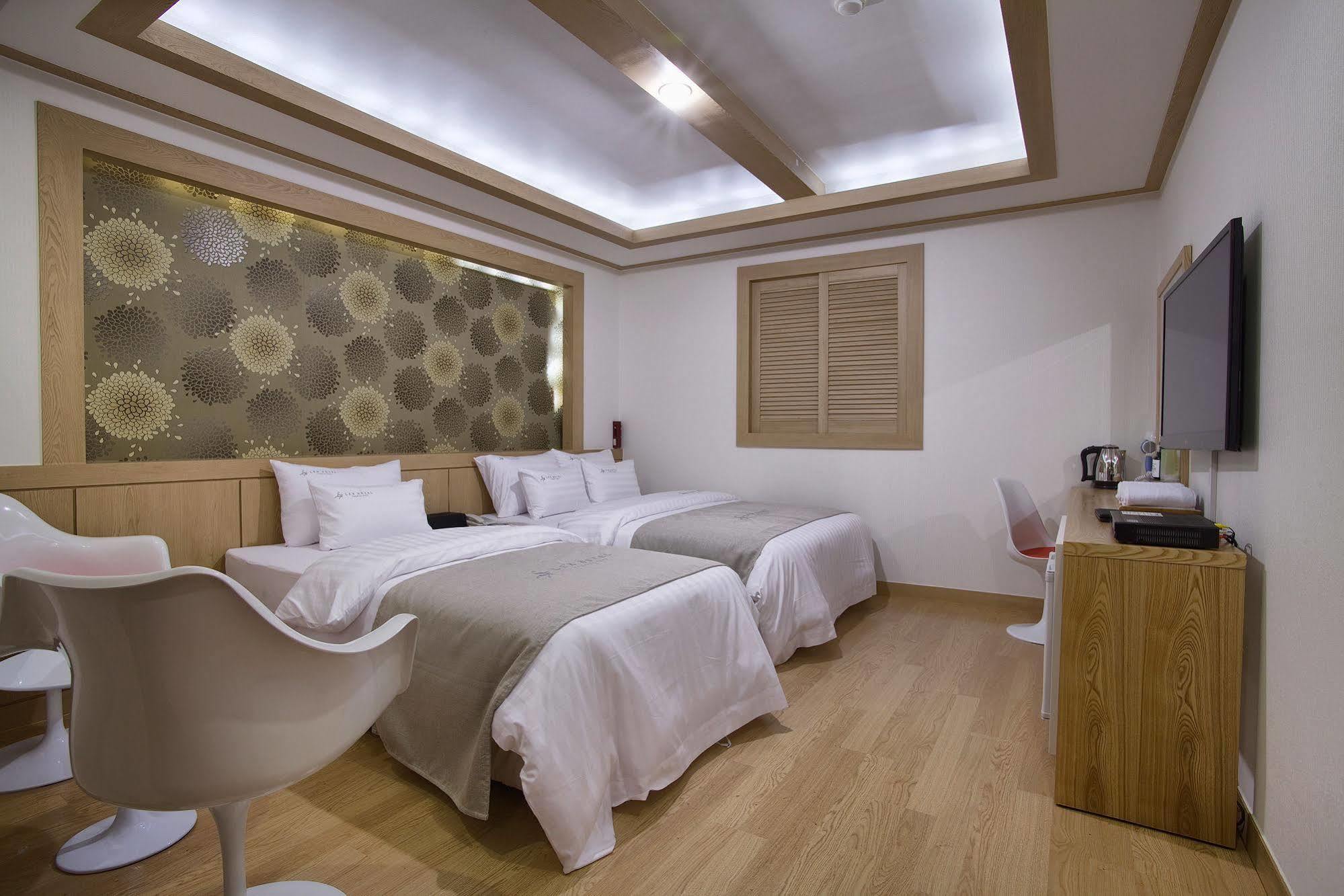 Lex Tourist Hotel Seul Esterno foto