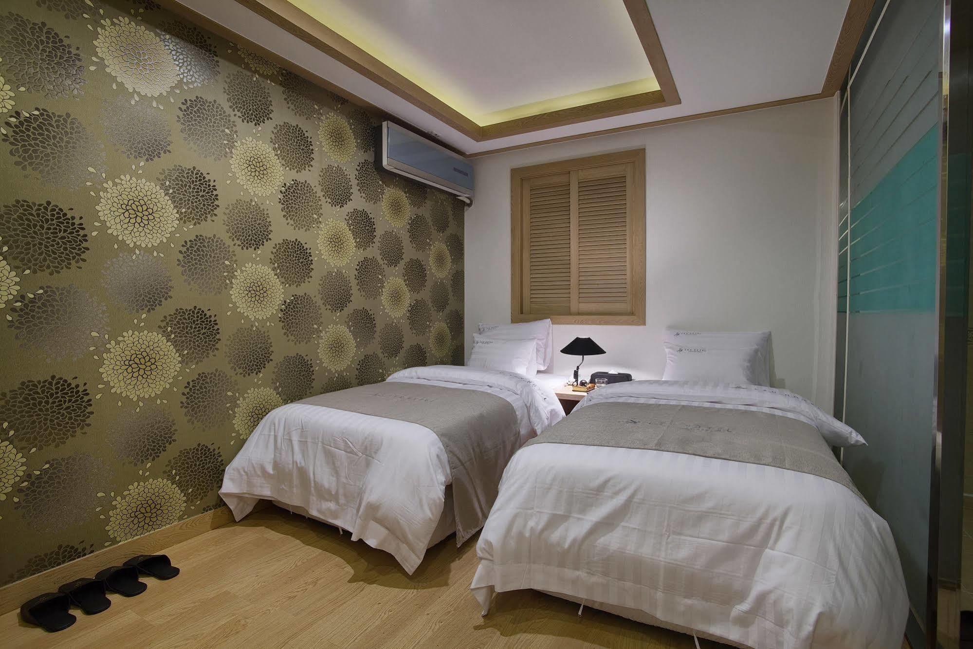 Lex Tourist Hotel Seul Esterno foto