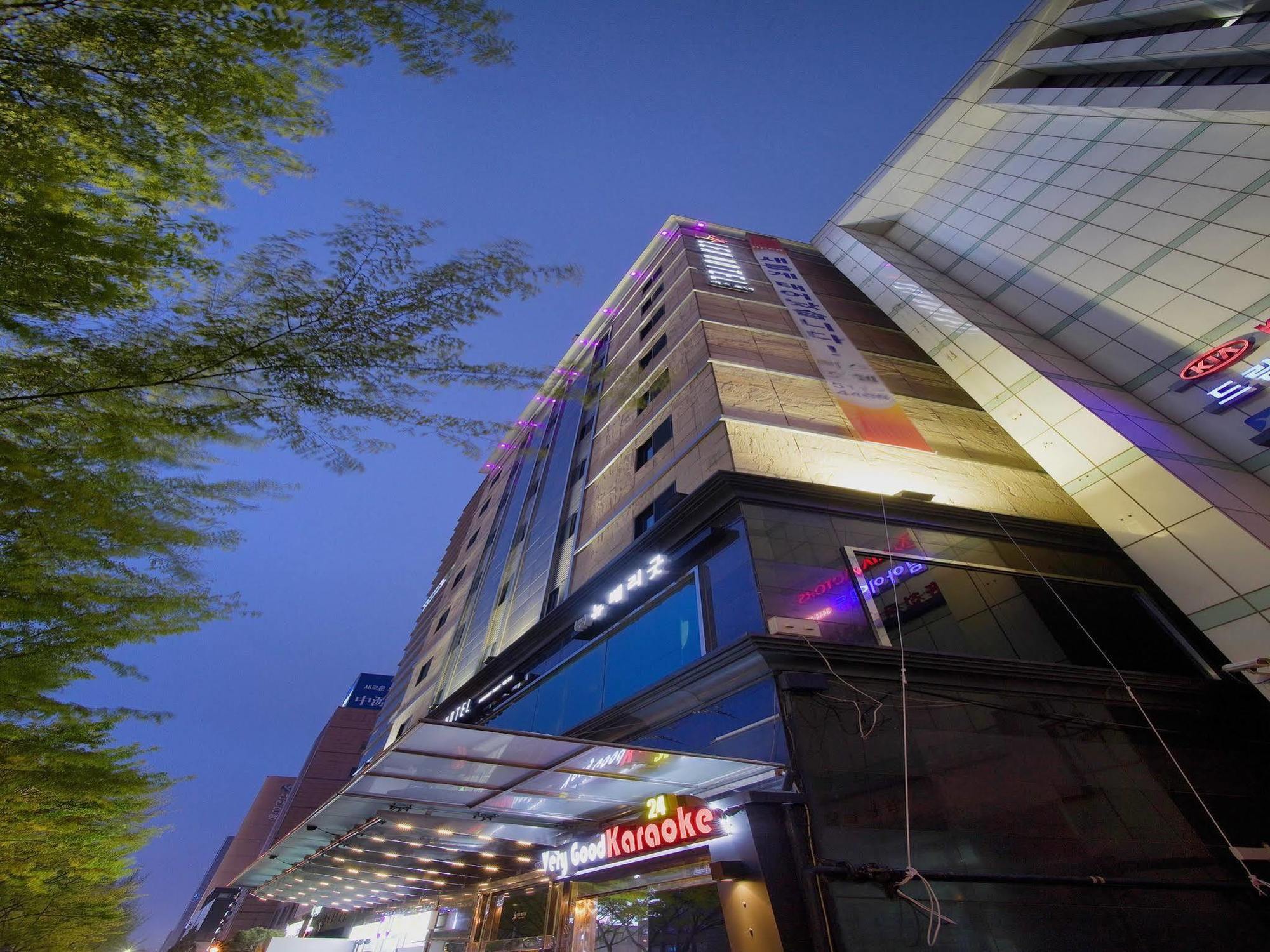 Lex Tourist Hotel Seul Esterno foto